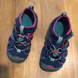 Keen Girls Seacamp Water Shoes Blue/Pink 13